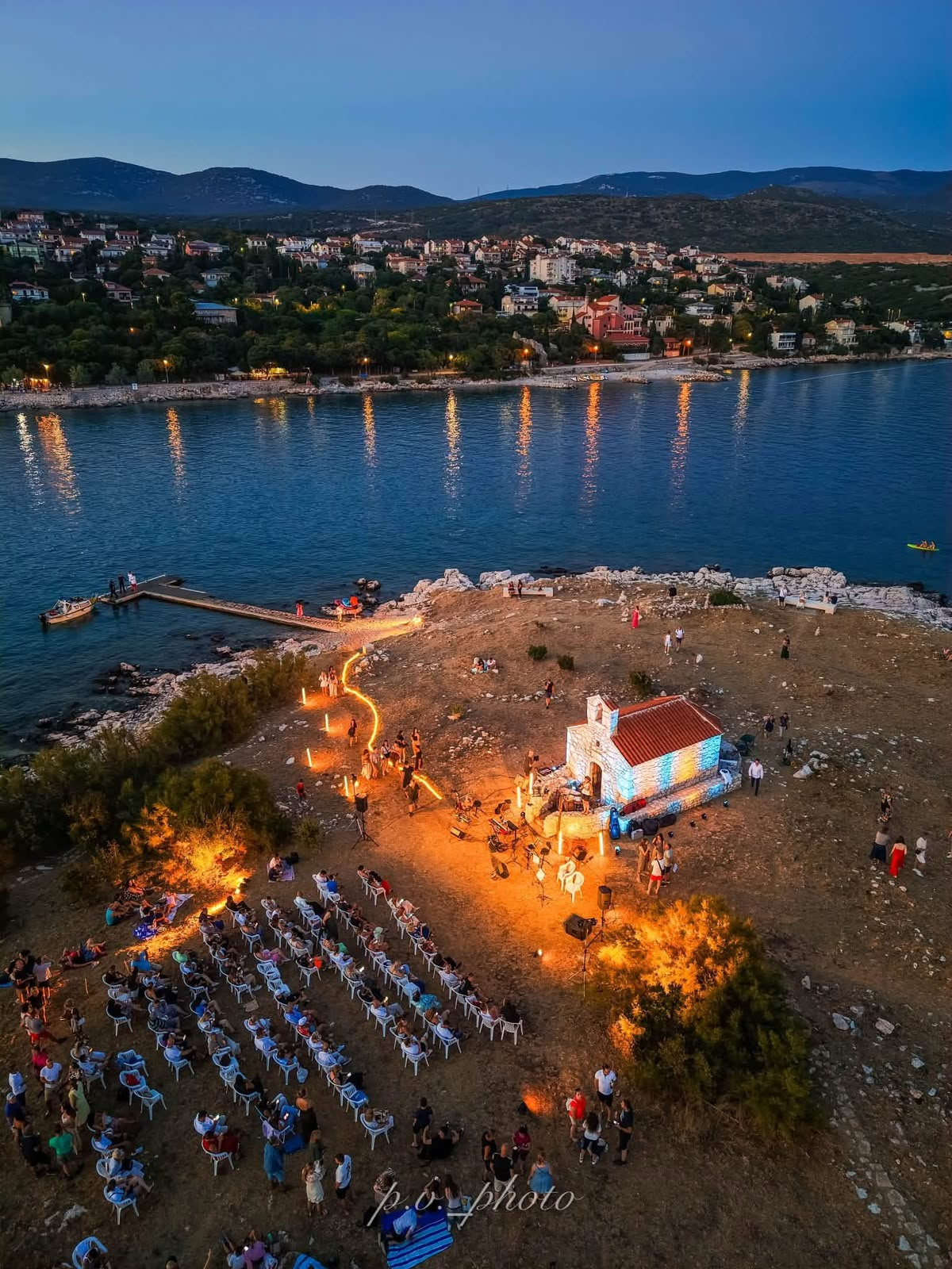 Zalazak sunca nad hrvatskom obalom